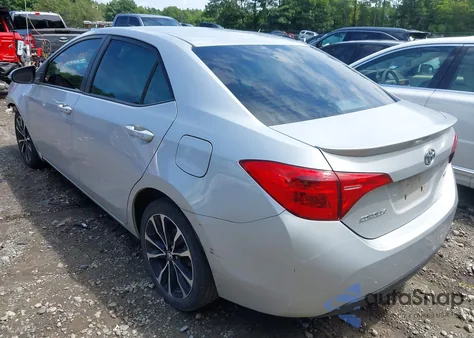 2018 Toyota Corolla Se z USA, uszkodzony, nr VIN 2T1BURHE7JC104929